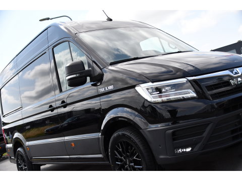 MAN TGE 3.180 35 2.0 L3H3 Black Edition Adaptieve Cruise, Camera, Carplay, LED, Stoelverwarming, Massage stoel, Trekhaak, 177pk, Automaat, Uniek!