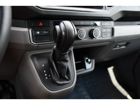 MAN TGE 3.180 35 2.0 L3H3 Black Edition Adaptieve Cruise, Camera, Carplay, LED, Stoelverwarming, Massage stoel, Trekhaak, 177pk, Automaat, Uniek!