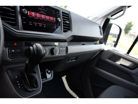 MAN TGE 3.180 35 2.0 L3H3 Black Edition Adaptieve Cruise, Camera, Carplay, LED, Stoelverwarming, Massage stoel, Trekhaak, 177pk, Automaat, Uniek!