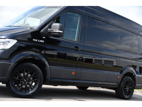 MAN TGE 3.180 35 2.0 L3H3 Black Edition Adaptieve Cruise, Camera, Carplay, LED, Stoelverwarming, Massage stoel, Trekhaak, 177pk, Automaat, Uniek!