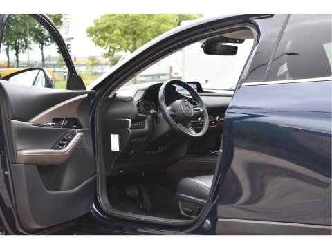 Mazda CX-30 2.0 e-SkyActiv-X M Hybrid Luxury 180 pk | NL-Auto | Open dak | HUD | BOSE | 360 gr.camera | Elekt.stoelen | Leder | Carplay | Full LED