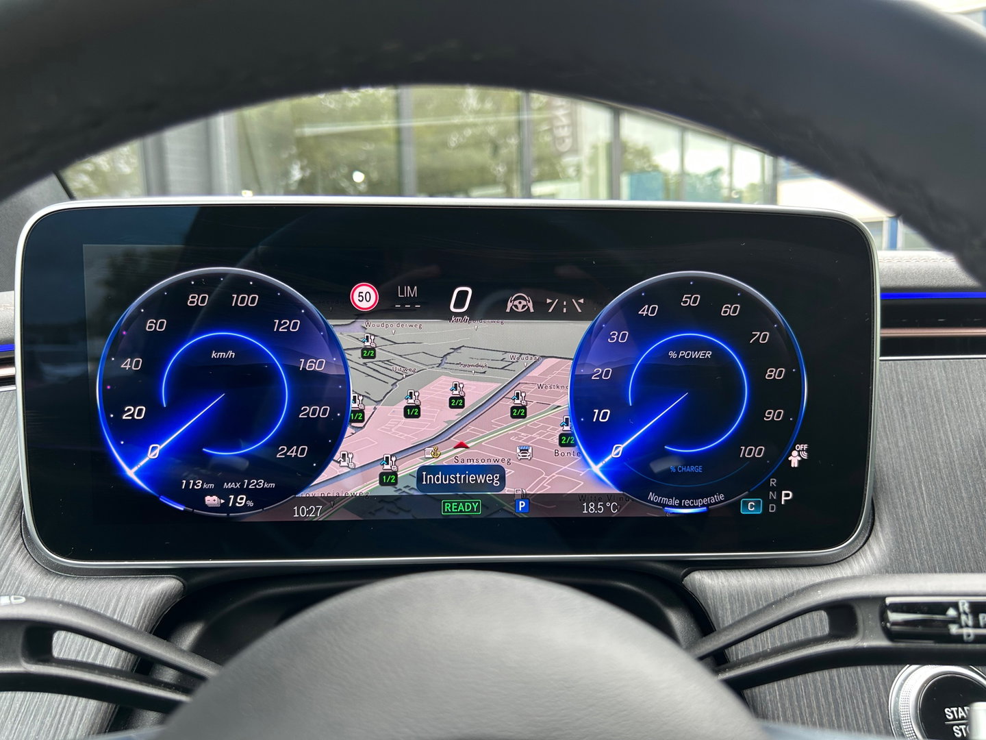 Mercedes-Benz EQE SUV 300 AMG Line 91 kWh|BTW|Pano|Massage|achteras besturing|Memory|HUD|Camera|Leder