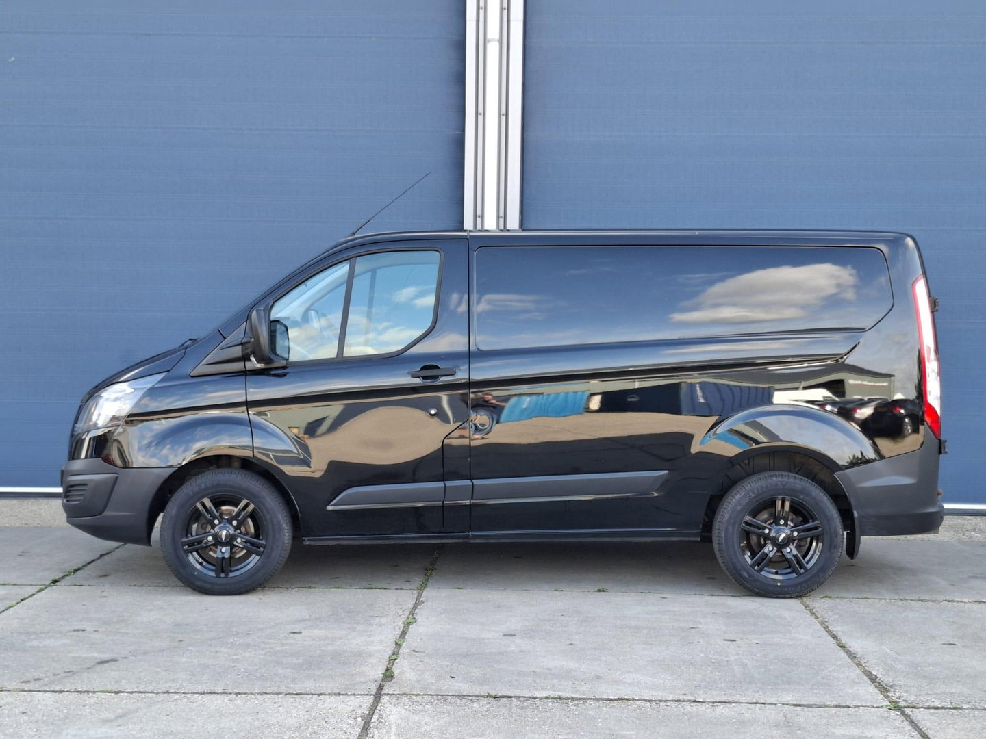 Ford Transit Custom 270 2.0 TDCI L1H1 Economy Edition AIRCO / CRUISE CONTROLE / TREKHAAK / EURO 6