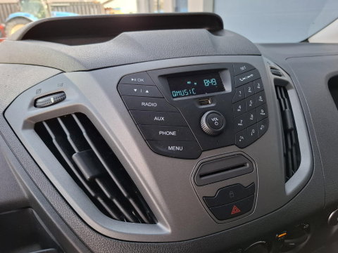 Ford Transit Custom 270 2.0 TDCI L1H1 Economy Edition AIRCO / CRUISE CONTROLE / TREKHAAK / EURO 6
