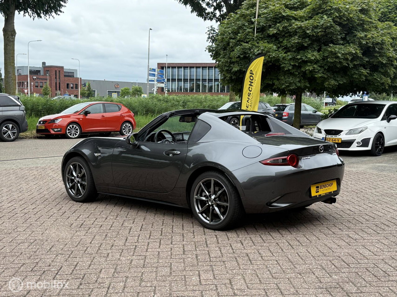 Mazda MX-5
