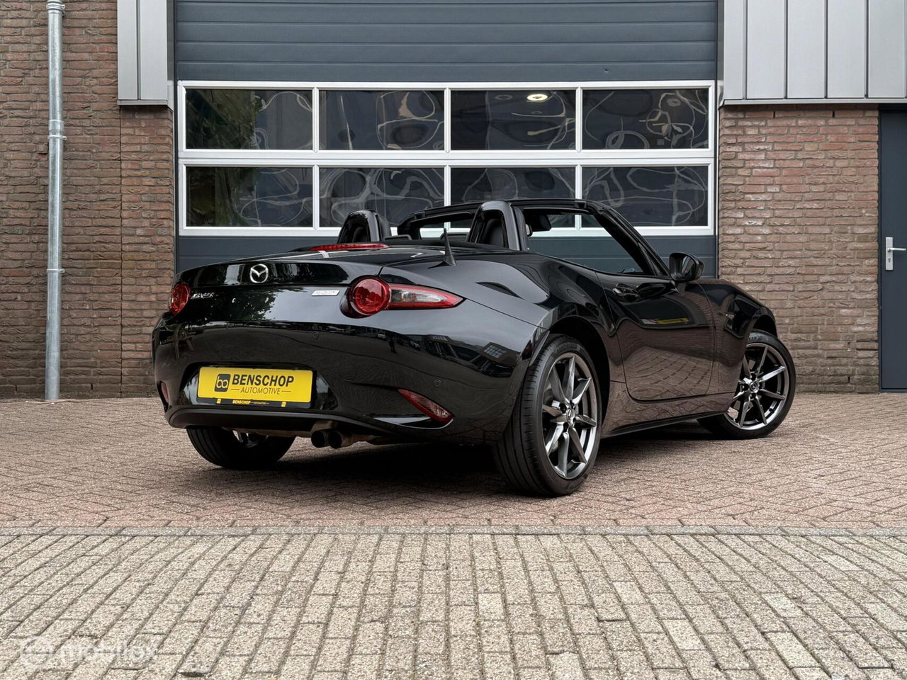 Mazda MX-5
