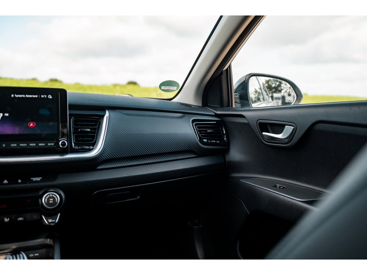 Kia Stonic 1.0 T-GDi 120PK MHEV GT-Line | TREKHAAK | CAMERA | DAB | NAVI | ALL SEASON BANDEN