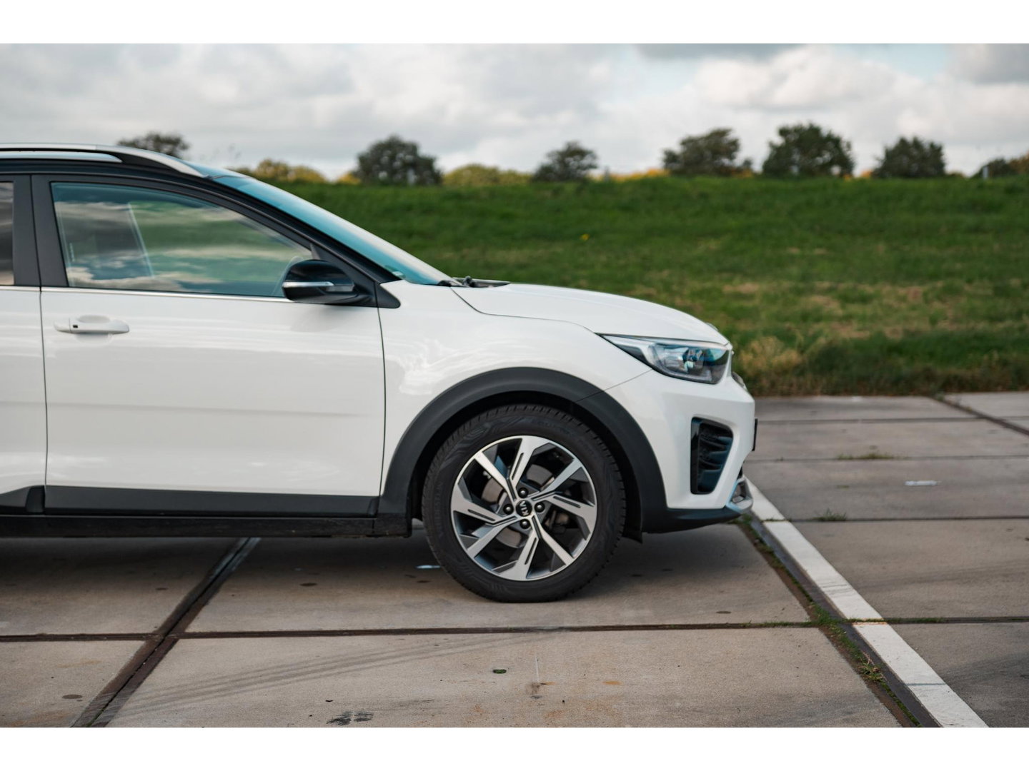 Kia Stonic 1.0 T-GDi 120PK MHEV GT-Line | TREKHAAK | CAMERA | DAB | NAVI | ALL SEASON BANDEN