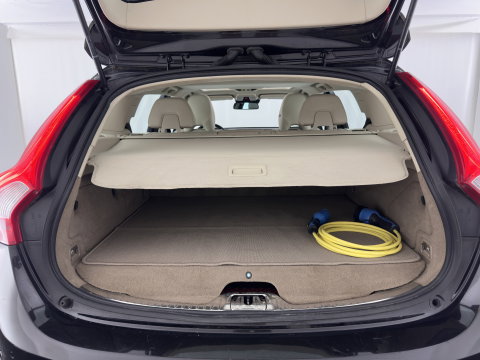 Volvo V60 2.4 D6 AWD Plug-In Hybrid Summum Aut. *PANO | ADAPTIVE-CRUISE | LEATHER | XENON | BLIS | MEMORY-PACK | HEATED-COMFORTSEATS | NAVI-FULLMAP | ECC | PDC | CRUISE | 17''ALU*