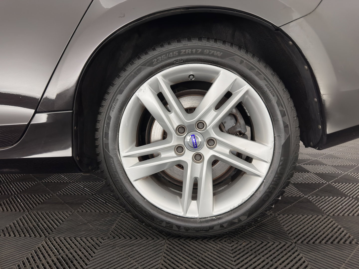 Volvo V60 2.4 D6 AWD Plug-In Hybrid Summum Aut. *PANO | ADAPTIVE-CRUISE | LEATHER | XENON | BLIS | MEMORY-PACK | HEATED-COMFORTSEATS | NAVI-FULLMAP | ECC | PDC | CRUISE | 17''ALU*