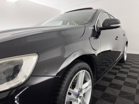 Volvo V60 2.4 D6 AWD Plug-In Hybrid Summum Aut. *PANO | ADAPTIVE-CRUISE | LEATHER | XENON | BLIS | MEMORY-PACK | HEATED-COMFORTSEATS | NAVI-FULLMAP | ECC | PDC | CRUISE | 17''ALU*