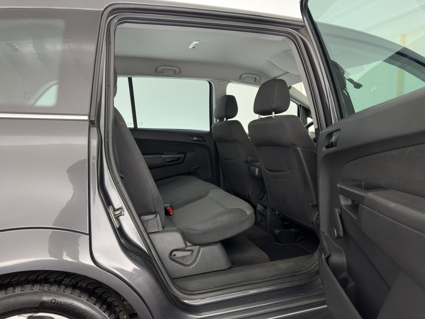 Opel Zafira 1.7 CDTi Edition [ 7-Pers. ] *AIRCO | CRUISE | COMFORT-SEATS | PRIVACY-GLASS | 16''ALU | TOWBAR*