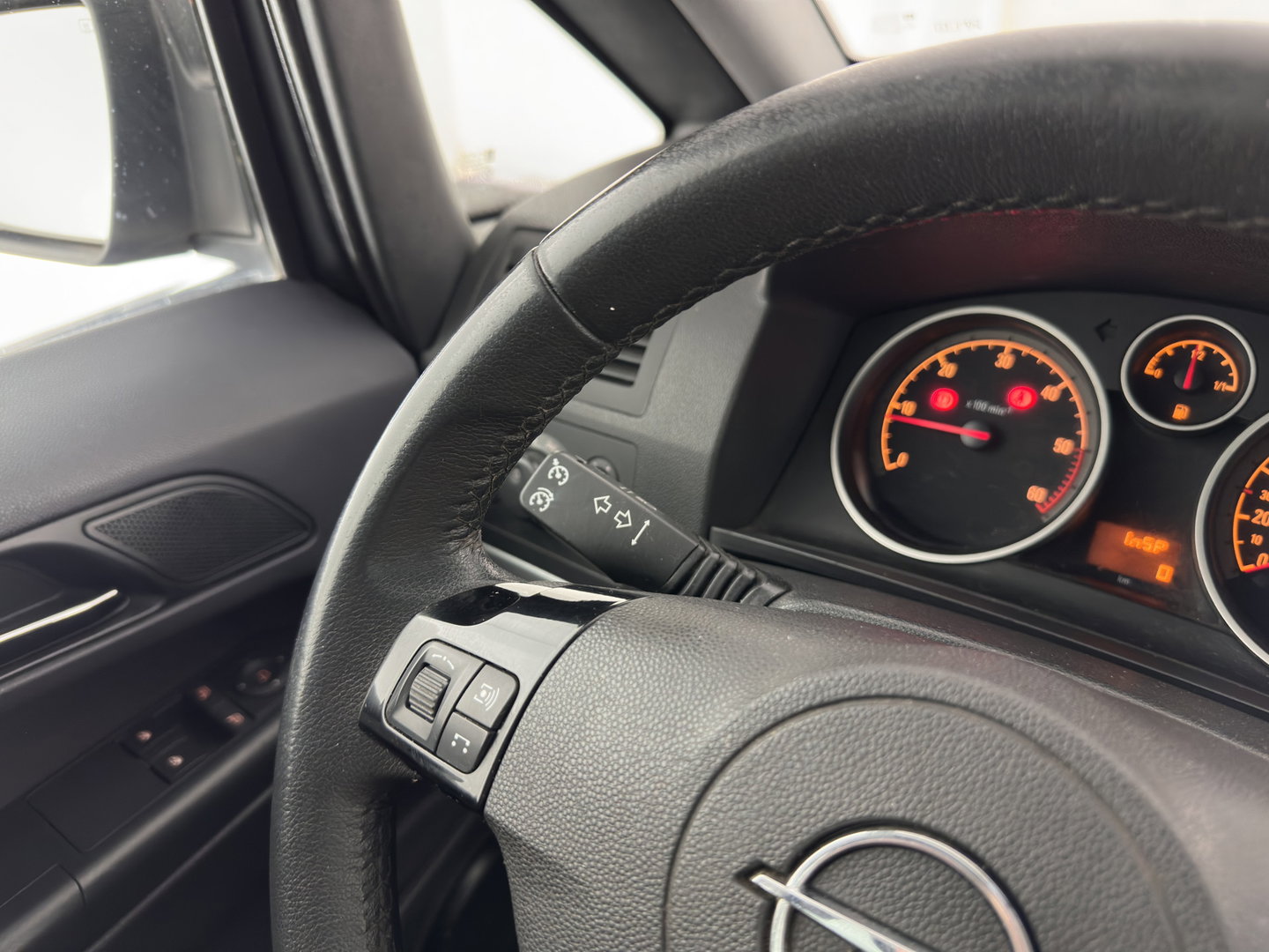 Opel Zafira 1.7 CDTi Edition [ 7-Pers. ] *AIRCO | CRUISE | COMFORT-SEATS | PRIVACY-GLASS | 16''ALU | TOWBAR*