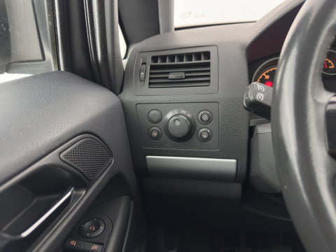 Opel Zafira 1.7 CDTi Edition [ 7-Pers. ] *AIRCO | CRUISE | COMFORT-SEATS | PRIVACY-GLASS | 16''ALU | TOWBAR*