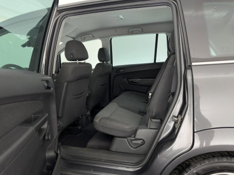 Opel Zafira 1.7 CDTi Edition [ 7-Pers. ] *AIRCO | CRUISE | COMFORT-SEATS | PRIVACY-GLASS | 16''ALU | TOWBAR*