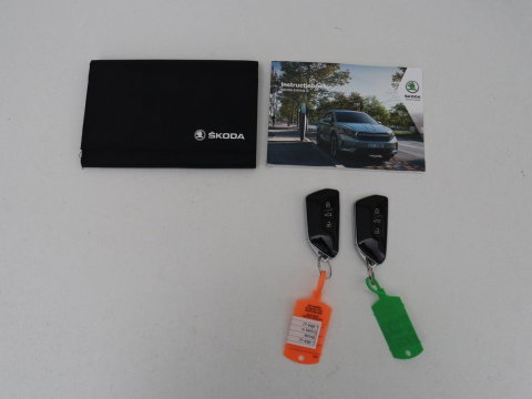 Škoda Enyaq iV 60 | SOH 92.9 % | Half Leder | Camera | Park assist | Cruise control | Carplay | DAB | Sfeerverlichting | Full LED | Climate control | 20''