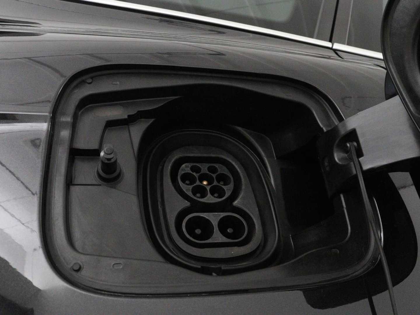 Škoda Enyaq iV 60 | SOH 92.9 % | Half Leder | Camera | Park assist | Cruise control | Carplay | DAB | Sfeerverlichting | Full LED | Climate control | 20''