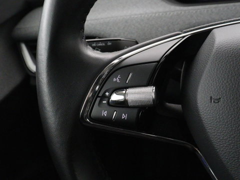Škoda Enyaq iV 60 | SOH 92.9 % | Half Leder | Camera | Park assist | Cruise control | Carplay | DAB | Sfeerverlichting | Full LED | Climate control | 20''