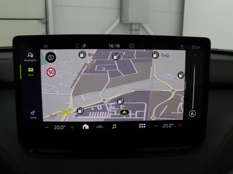 Škoda Enyaq iV 60 | SOH 92.9 % | Half Leder | Camera | Park assist | Cruise control | Carplay | DAB | Sfeerverlichting | Full LED | Climate control | 20''