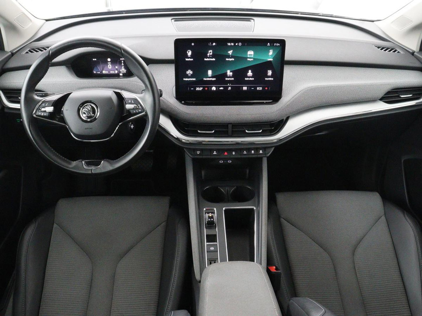 Škoda Enyaq iV 60 | SOH 92.9 % | Half Leder | Camera | Park assist | Cruise control | Carplay | DAB | Sfeerverlichting | Full LED | Climate control | 20''