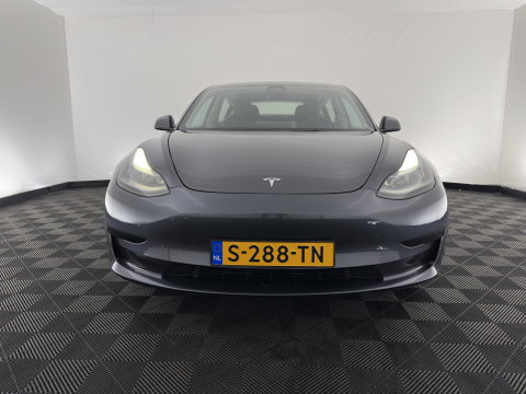 Tesla Model 3 Standard RWD Plus 60 kWh [3-Fase-11kW] (INCL-BTW) Aut. *PANO | AUTOPILOT | LEATHER | KEYLESS | FULL-LED | MEMORY-PACK | TOPVIEW | DAB | CARPLAY | DIGI-COCKPIT | LANE-ASSIST | HEATED- COMFORTSEATS | 19"ALU*