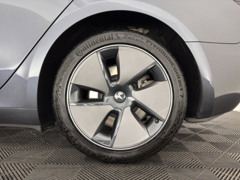 Tesla Model 3 Standard RWD Plus 60 kWh [3-Fase-11kW] (INCL-BTW) Aut. *PANO | AUTOPILOT | LEATHER | KEYLESS | FULL-LED | MEMORY-PACK | TOPVIEW | DAB | CARPLAY | DIGI-COCKPIT | LANE-ASSIST | HEATED- COMFORTSEATS | 19"ALU*