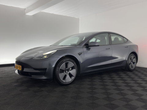 Tesla Model 3 Standard RWD Plus 60 kWh [3-Fase-11kW] (INCL-BTW) Aut. *PANO | AUTOPILOT | LEATHER | KEYLESS | FULL-LED | MEMORY-PACK | TOPVIEW | DAB | CARPLAY | DIGI-COCKPIT | LANE-ASSIST | HEATED- COMFORTSEATS | 19"ALU*