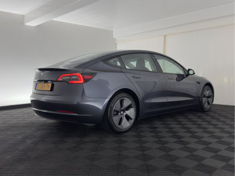Tesla Model 3 Standard RWD Plus 60 kWh [3-Fase-11kW] (INCL-BTW) Aut. *PANO | AUTOPILOT | LEATHER | KEYLESS | FULL-LED | MEMORY-PACK | TOPVIEW | DAB | CARPLAY | DIGI-COCKPIT | LANE-ASSIST | HEATED- COMFORTSEATS | 19"ALU*