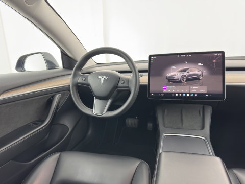 Tesla Model 3 Standard RWD Plus 60 kWh [3-Fase-11kW] (INCL-BTW) Aut. *PANO | AUTOPILOT | LEATHER | KEYLESS | FULL-LED | MEMORY-PACK | TOPVIEW | DAB | CARPLAY | DIGI-COCKPIT | LANE-ASSIST | HEATED- COMFORTSEATS | 19"ALU*