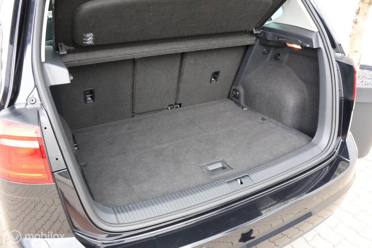 Volkswagen Golf Sportsvan