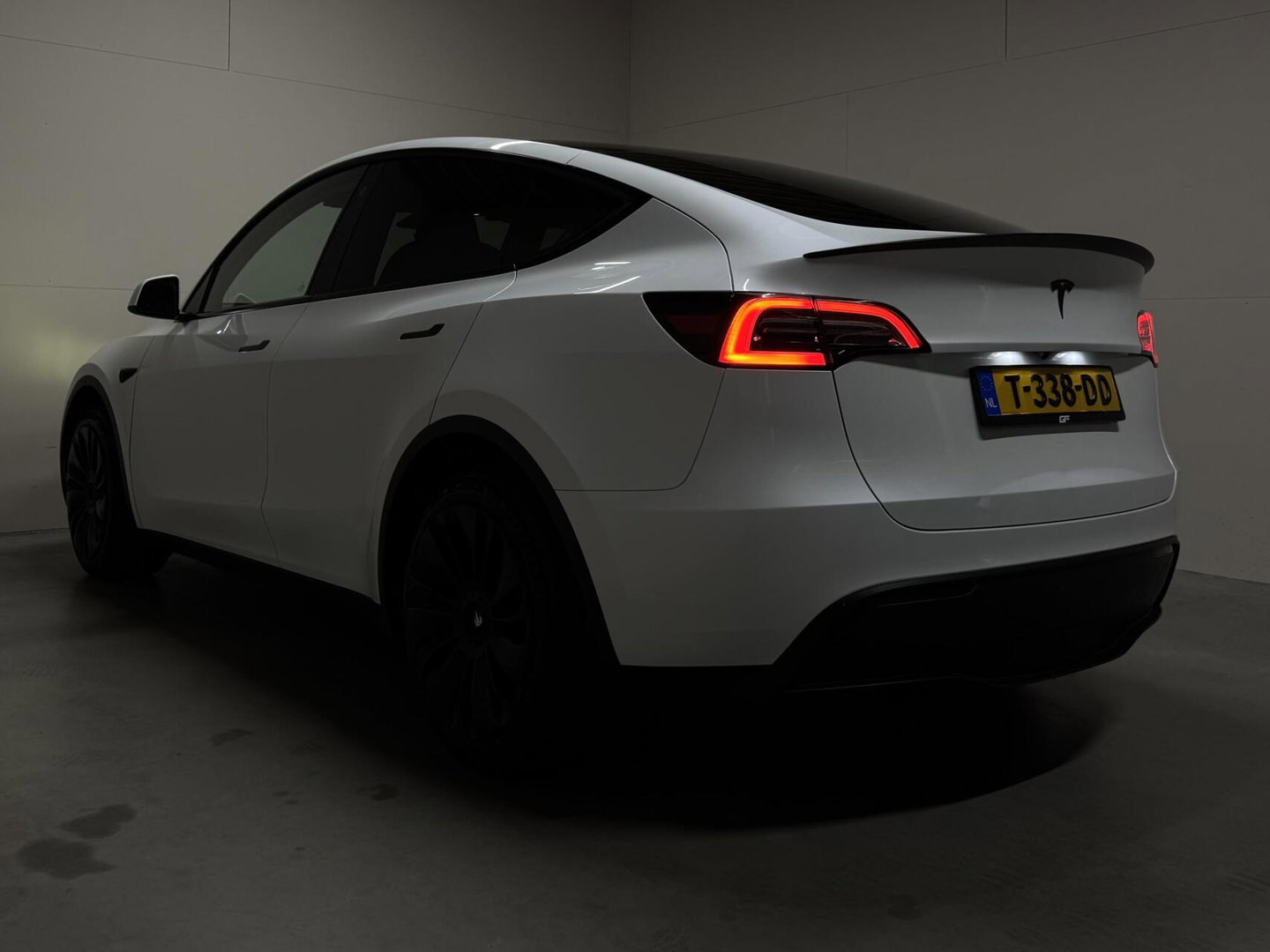 Tesla Model Y RWD 58 kWh Black Edition Trekhaak FSD