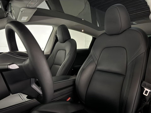 Tesla Model Y RWD 58 kWh Black Edition Trekhaak FSD