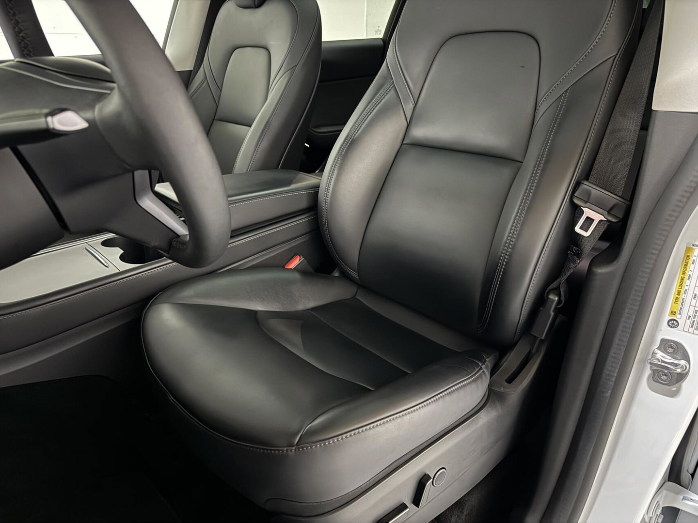 Tesla Model Y RWD 58 kWh Black Edition Trekhaak FSD