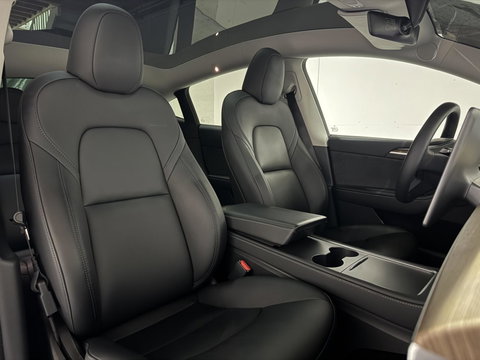 Tesla Model Y RWD 58 kWh Black Edition Trekhaak FSD