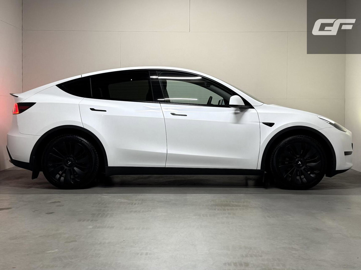 Tesla Model Y RWD 58 kWh Black Edition Trekhaak FSD