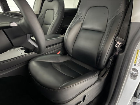 Tesla Model Y RWD 58 kWh Black Edition Trekhaak FSD