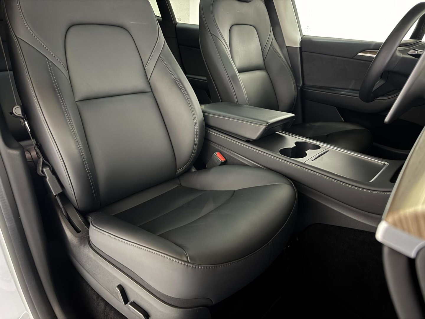 Tesla Model Y RWD 58 kWh Black Edition Trekhaak FSD