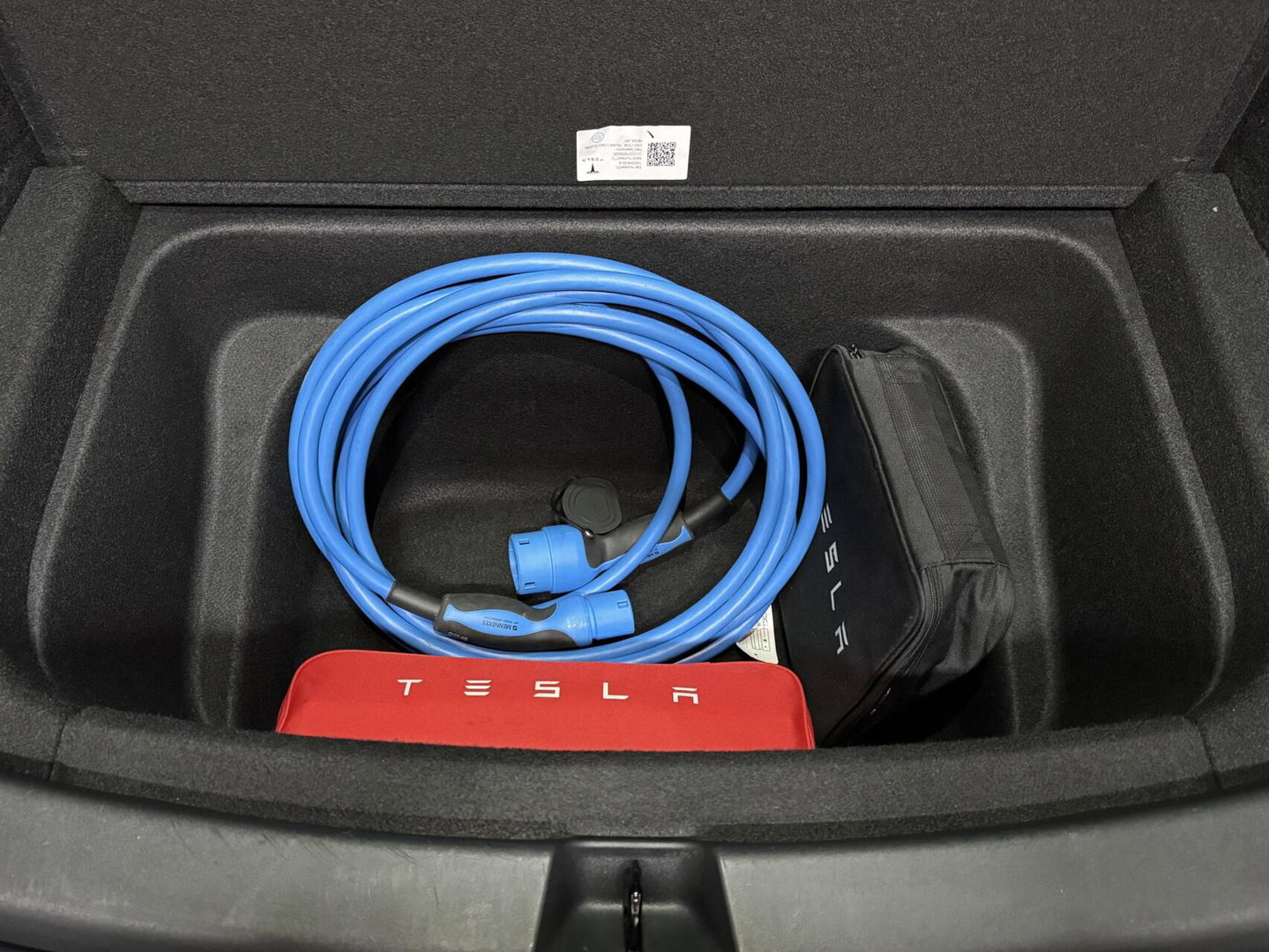 Tesla Model Y RWD 58 kWh Black Edition Trekhaak FSD