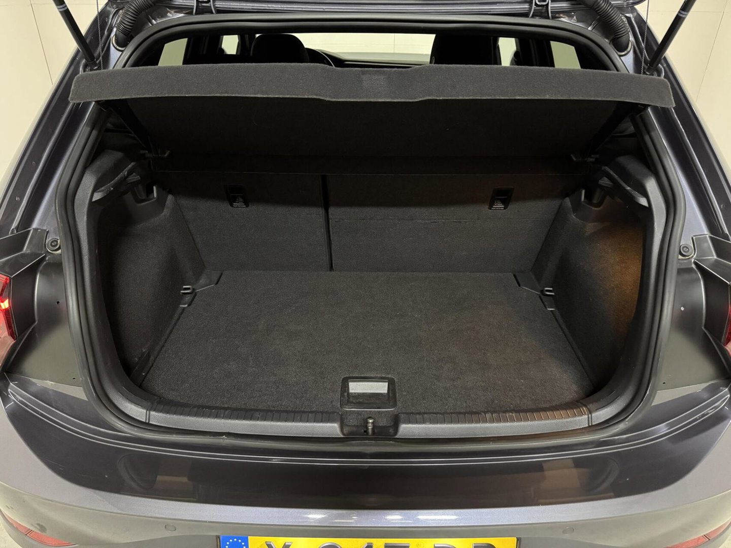 Volkswagen Polo 1.0 TSI R-Line DSG Virtual CarPlay Camera ACC