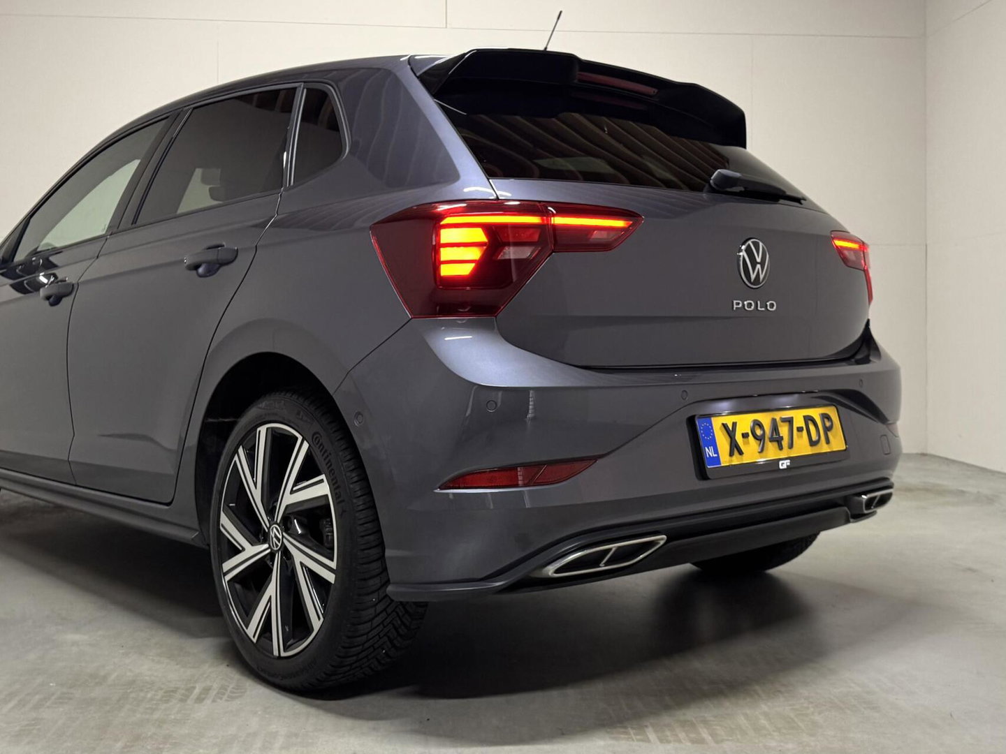 Volkswagen Polo 1.0 TSI R-Line DSG Virtual CarPlay Camera ACC