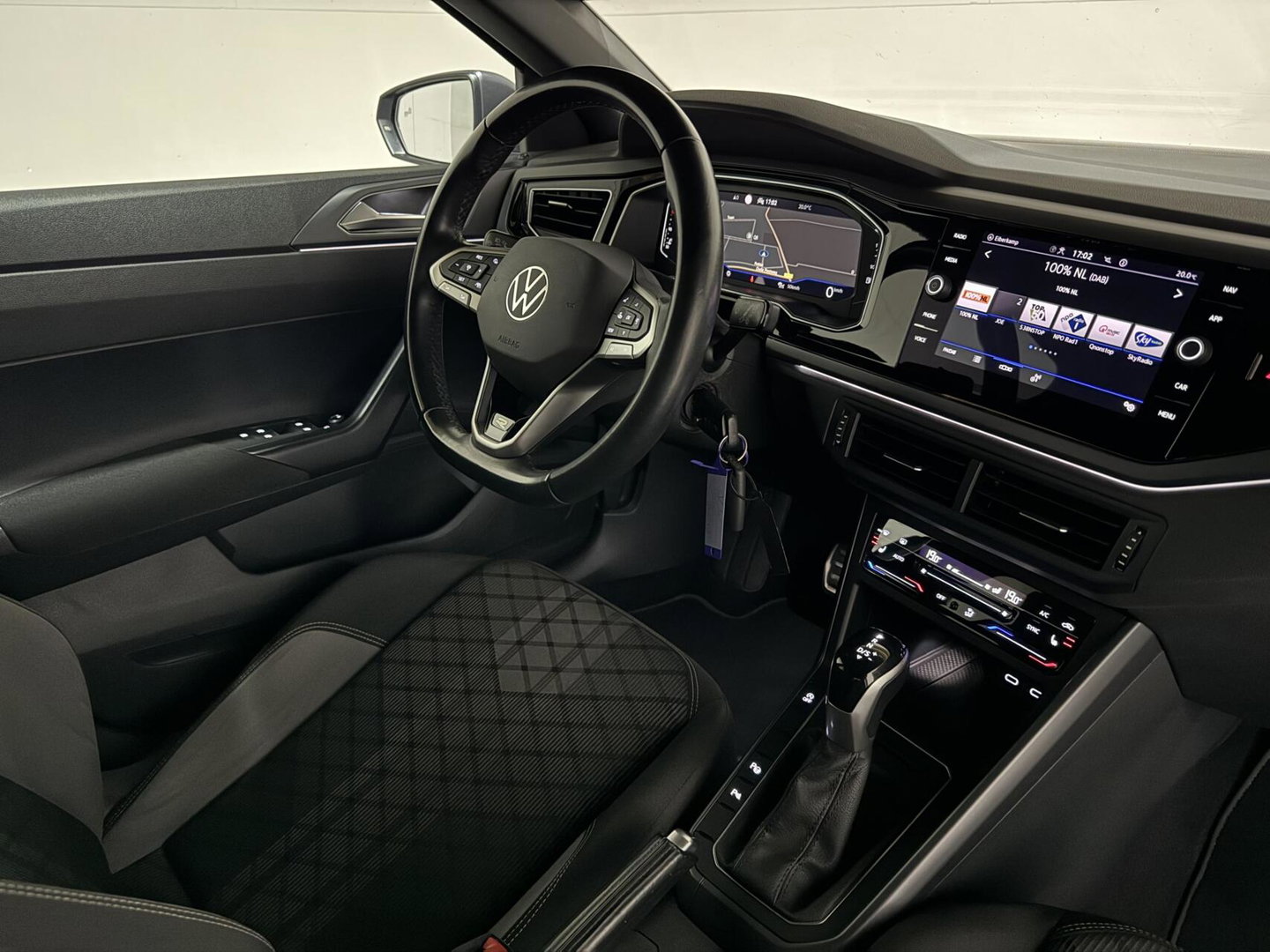 Volkswagen Polo 1.0 TSI R-Line DSG Virtual CarPlay Camera ACC