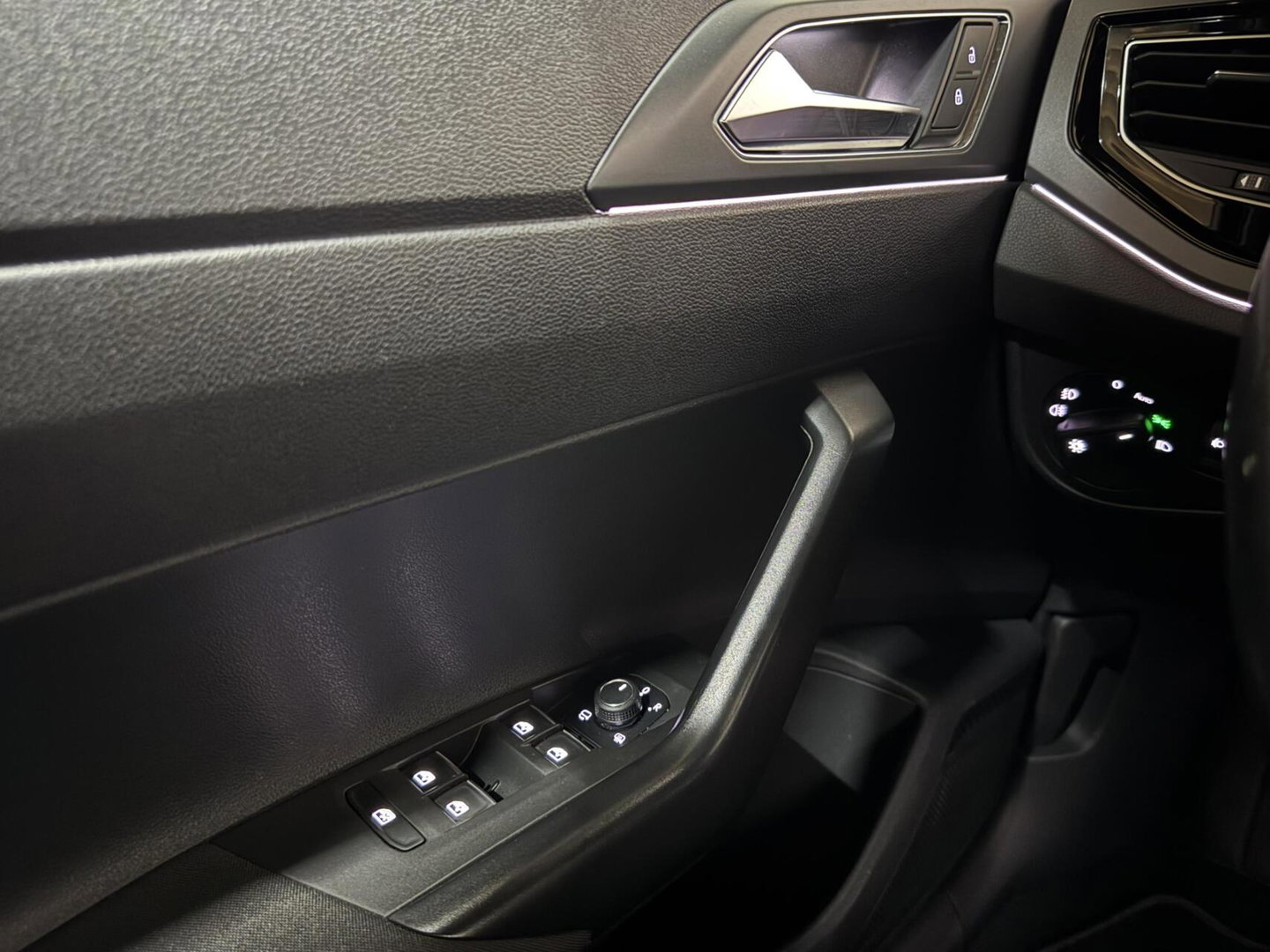 Volkswagen Polo 1.0 TSI R-Line DSG Virtual CarPlay Camera ACC