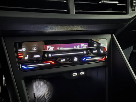 Volkswagen Polo 1.0 TSI R-Line DSG Virtual CarPlay Camera ACC