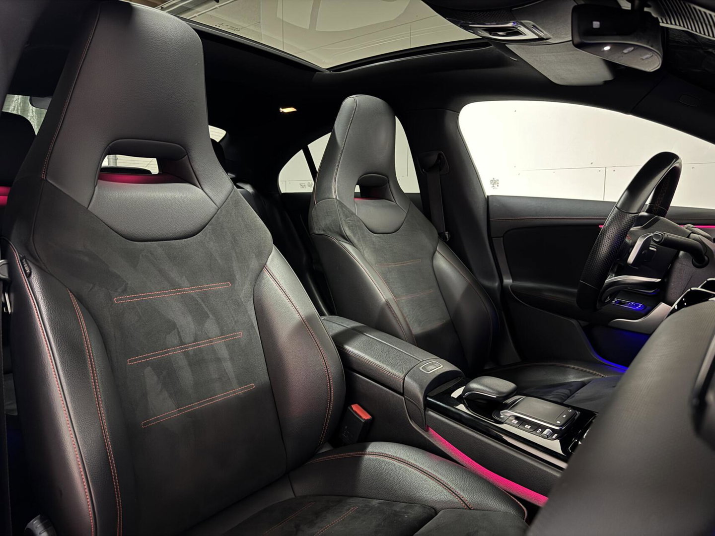 Mercedes-Benz CLA 200 AMG Pano Sfeer Camera CarPlay Cruise