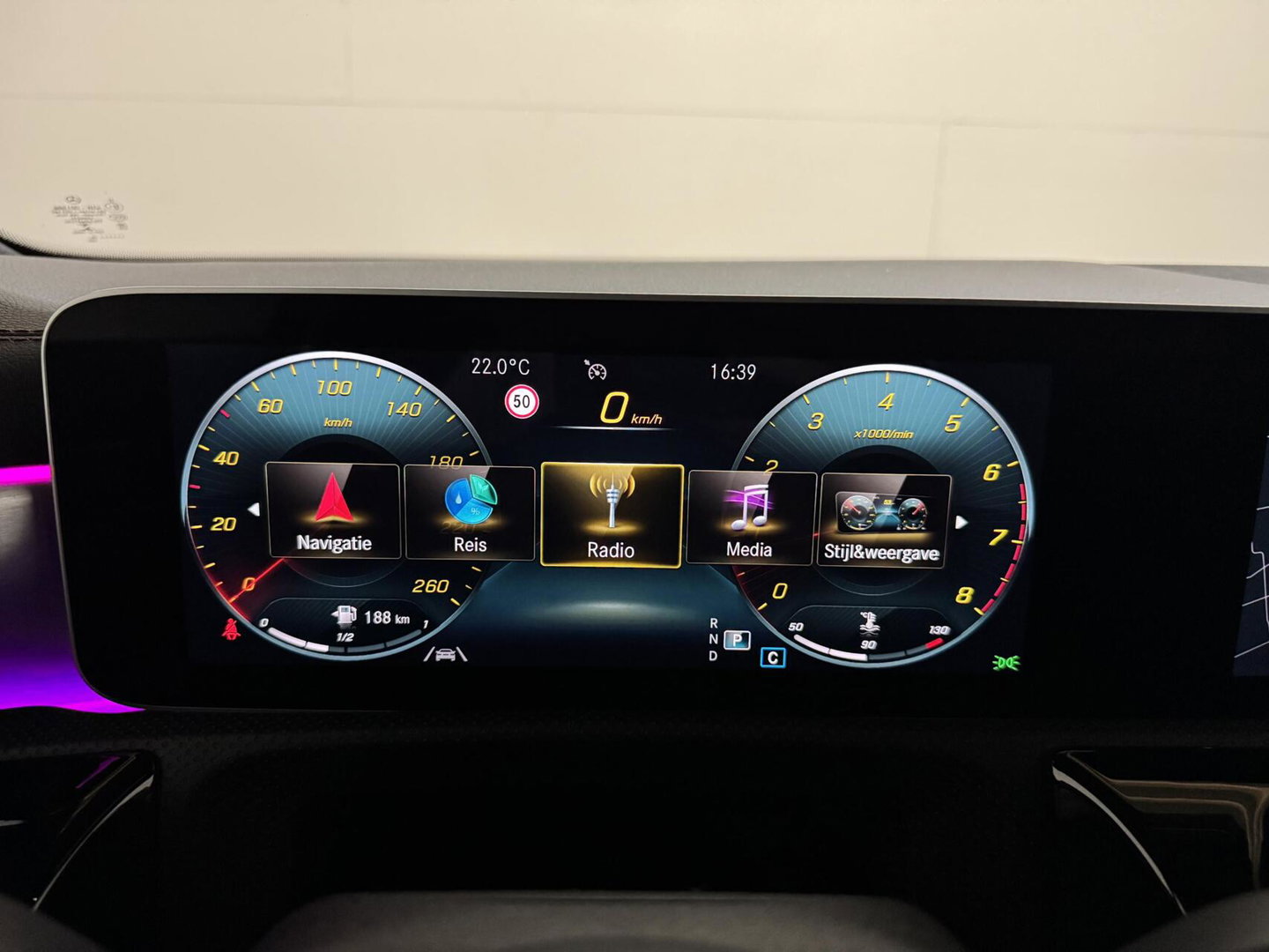 Mercedes-Benz CLA 200 AMG Pano Sfeer Camera CarPlay Cruise