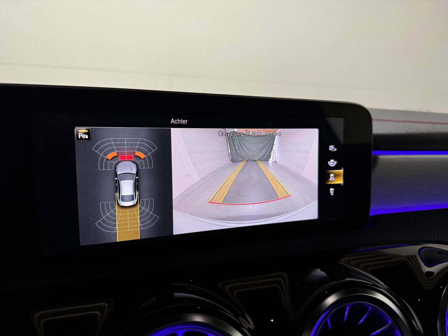 Mercedes-Benz CLA 200 AMG Pano Sfeer Camera CarPlay Cruise