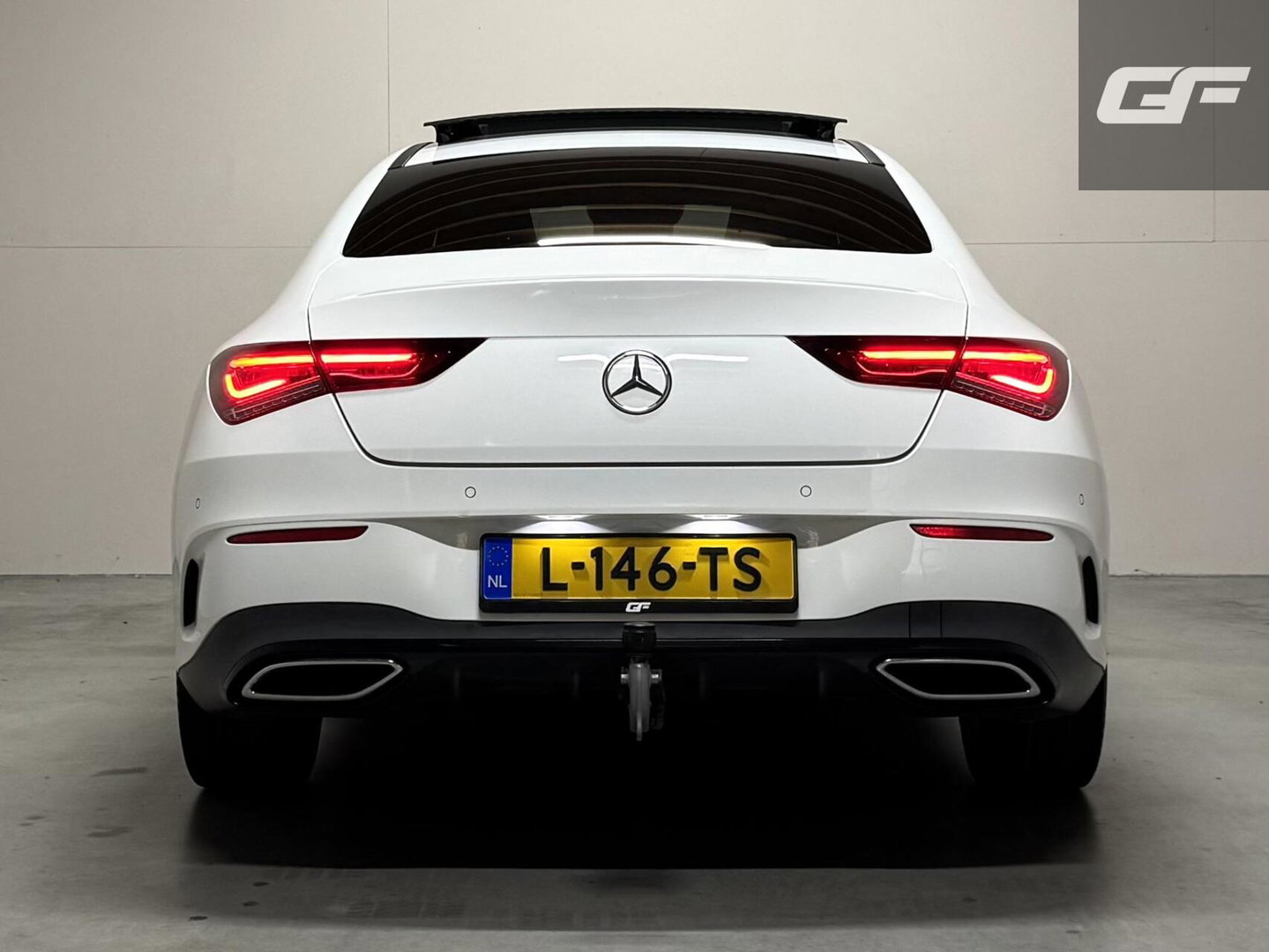 Mercedes-Benz CLA 200 AMG Pano Sfeer Camera CarPlay Cruise