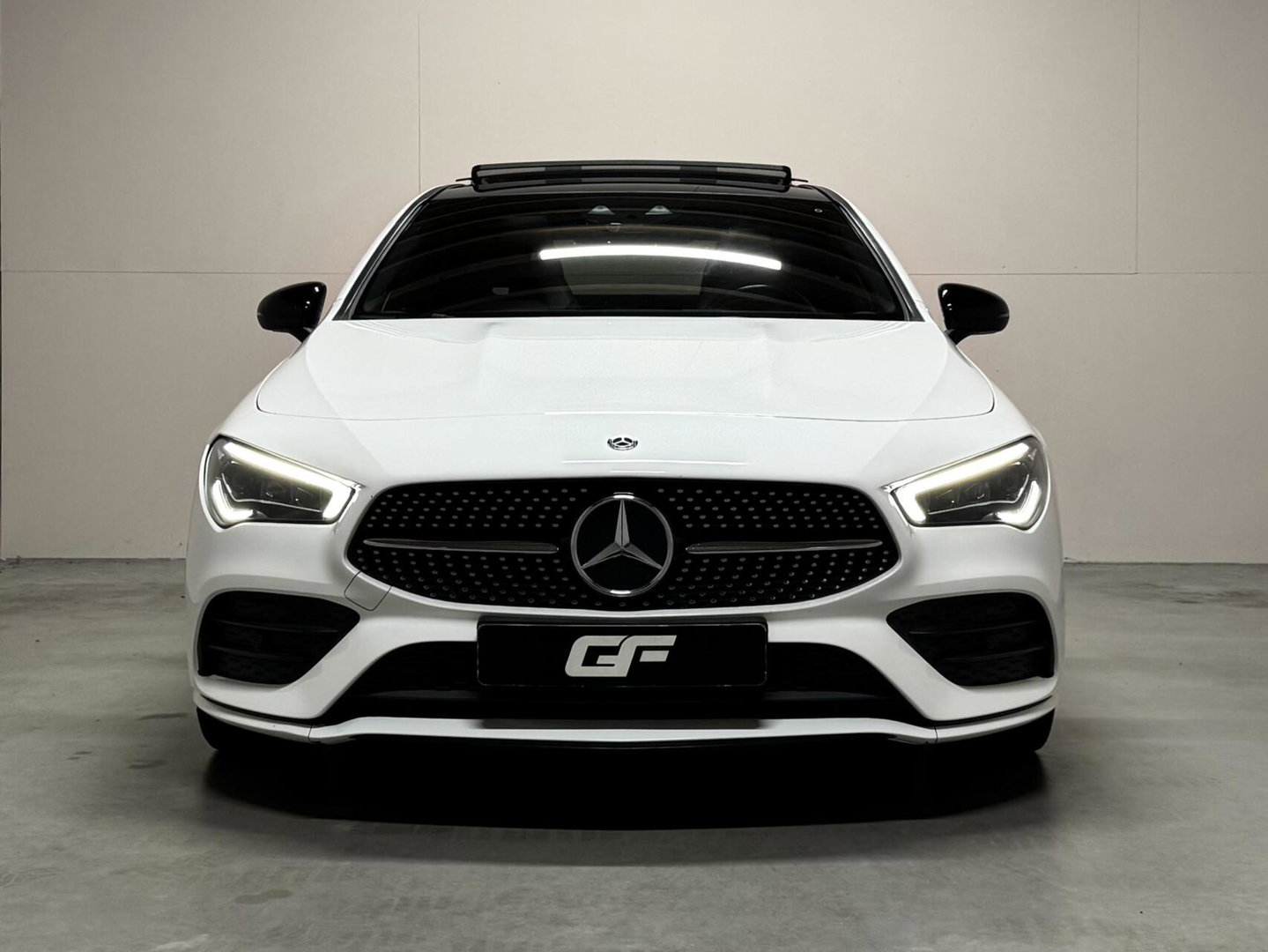 Mercedes-Benz CLA 200 AMG Pano Sfeer Camera CarPlay Cruise