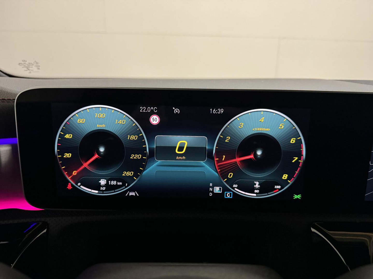 Mercedes-Benz CLA 200 AMG Pano Sfeer Camera CarPlay Cruise