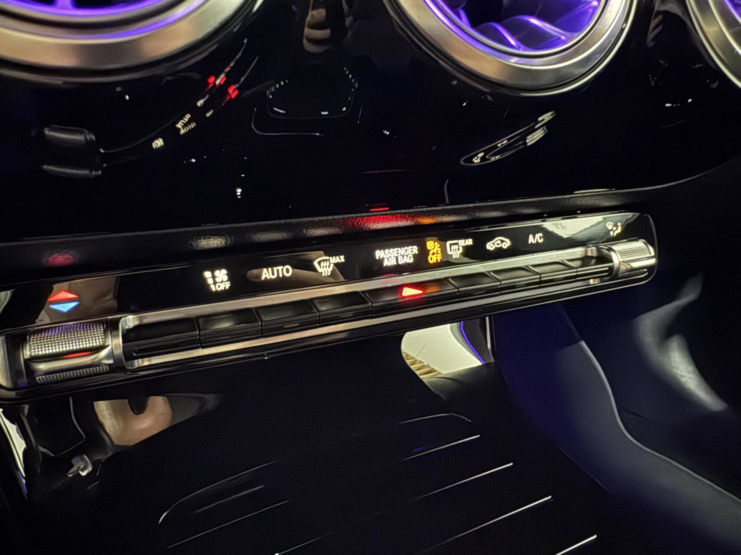 Mercedes-Benz CLA 200 AMG Pano Sfeer Camera CarPlay Cruise